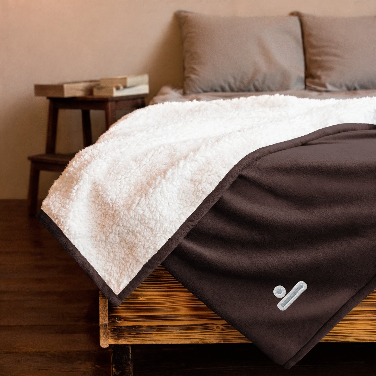 cv premium sherpa blanket.|